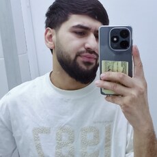 Олег, 22, Перевальск
