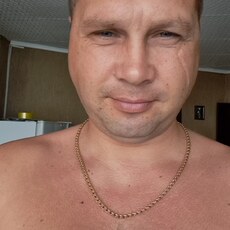 Андрей, 39, Молодогвардейск