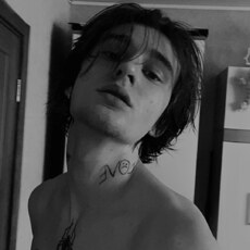 Виталя, 21, Кудрово