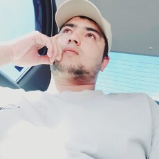 Аркадий, 25, Донецк (ДНР)