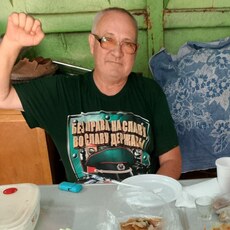 Свят, 63, Москва