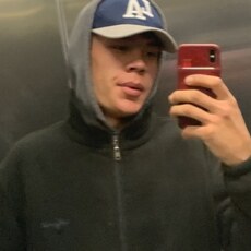 Гриша, 22, Торопец