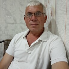 Артём, 63, Грязи