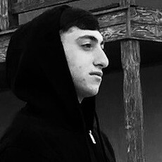 Харитон, 21, Костомукша