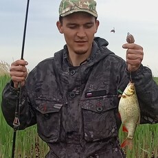 Харитон, 23, Краснослободск (Волгоградская область)
