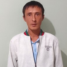 Радомир, 37, Стаханов