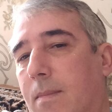 Артём, 51, Петухово