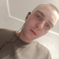 Филипп, 21, Ивангород