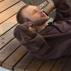 Кирилл, 23, Коммунар