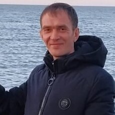 Олег, 42, Кириши