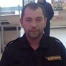 Лёня, 45, Курган