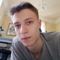 Афанасий, 21, Рязань