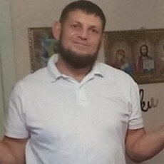 Вадик, 42, Уяр