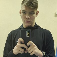 Юрий, 21, Кингисепп