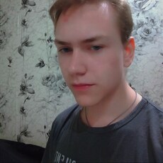 Паша, 20, Васильевка