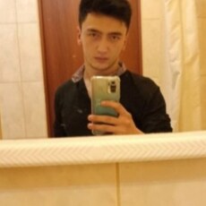 Валентин, 22, Арзамас