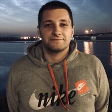 Артём, 26, Куса