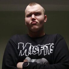 Елисей, 19, Покровск