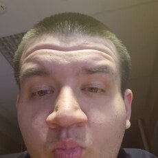 Михаил, 23, Озёры