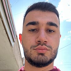 Альбик, 27, Димитров