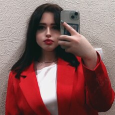Ксения, 23, Брянск
