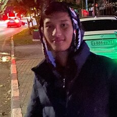 Альберт, 20, Асино
