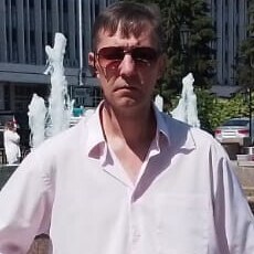 Ден, 45, Остров