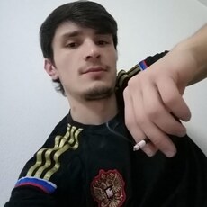 Тарас, 26, Ялта