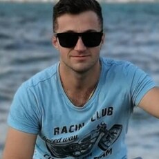 Артемий, 29, Докучаевск