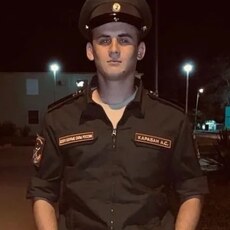 Радомир, 26, Тулун