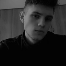 Лаврентий, 21, Корсаков
