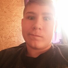 Владимир, 20, Ленск