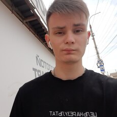 Давид, 21, Смоленск