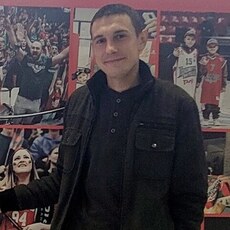 Лев, 32, Новокубанск
