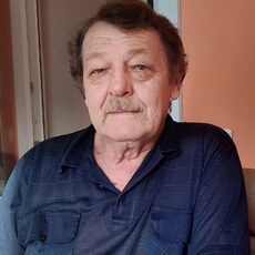 Лёва, 65, Петровское