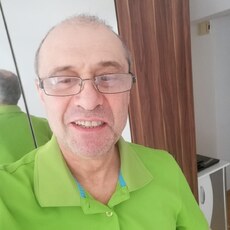 Свят, 61, Новосиль