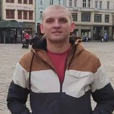 Назар, 30, Грязовец