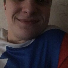 Михаил, 25, Бор