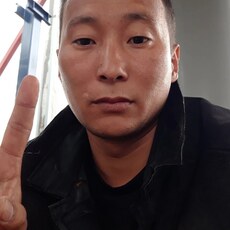 Артемий, 34, Пласт