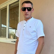 Валентин, 39, Приволье