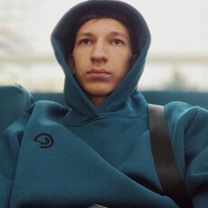 Евгений, 20, Миасс
