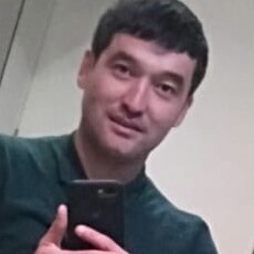 Лёша, 31, Устюжна