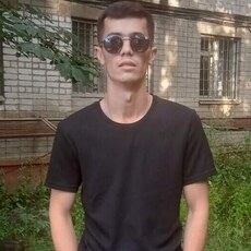 Родя, 32, Полярный