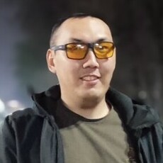 Паша, 38, Снежное