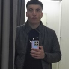 Оскар, 30, Тырныауз