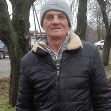 Лев, 49, Катайск
