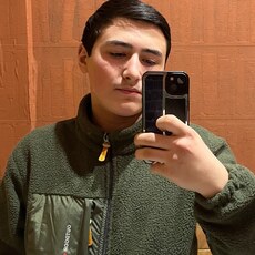 Фёдор, 25, Полевской