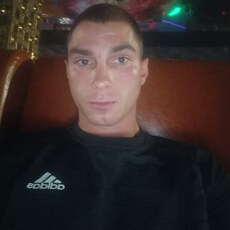 Василий, 28, Кашин