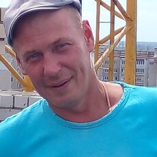 Ден, 46, Канаш