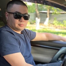Илья, 34, Гаджиево